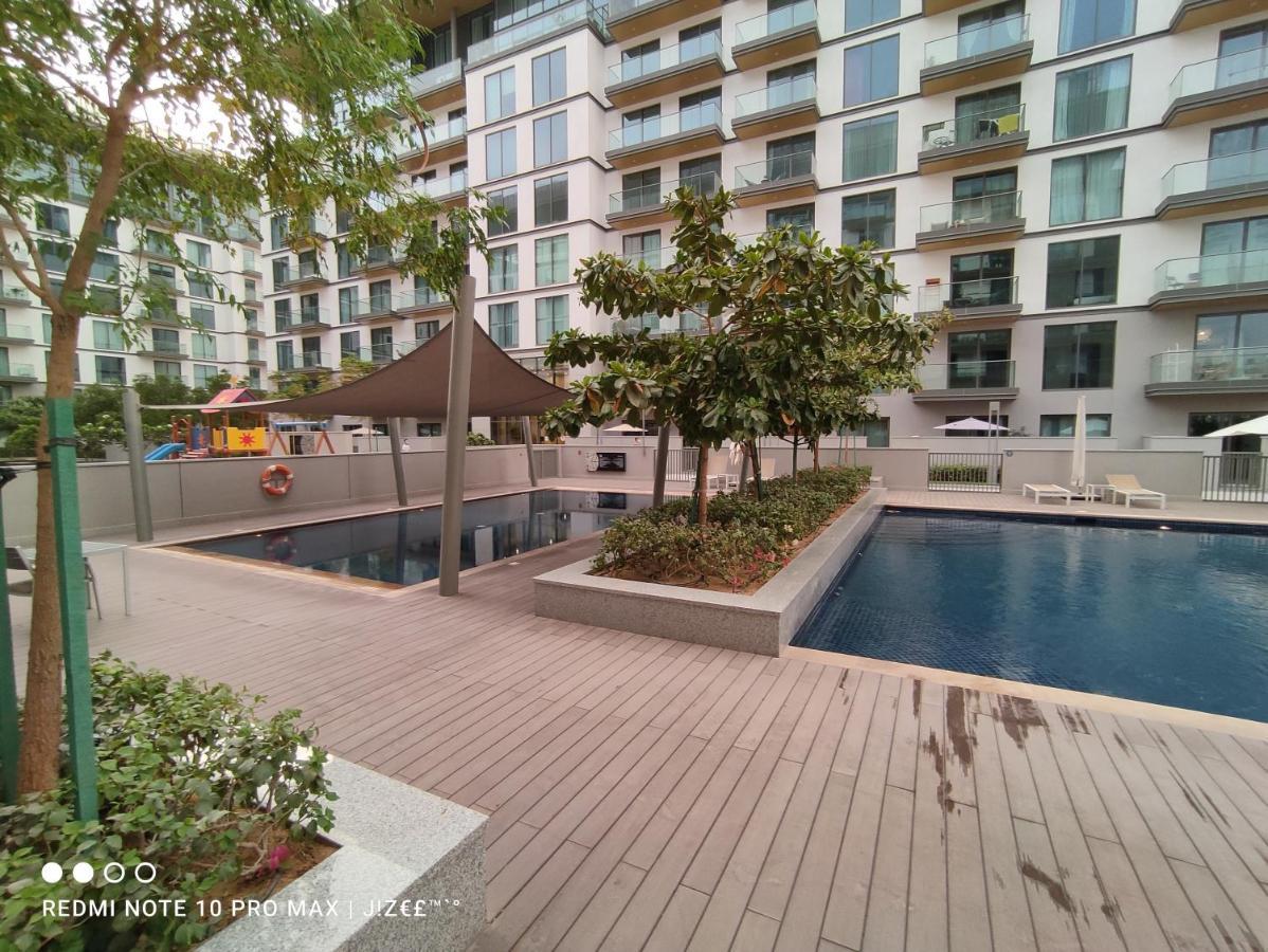 Notable 2Br At Sobha Hartland Greens Mbr City By Deluxe Holiday Homes Dubaj Kültér fotó