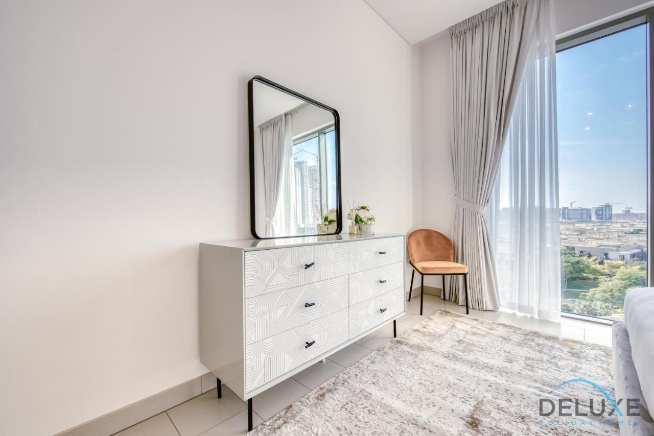 Notable 2Br At Sobha Hartland Greens Mbr City By Deluxe Holiday Homes Dubaj Kültér fotó