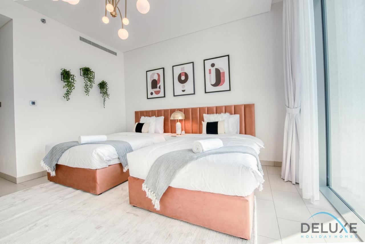 Notable 2Br At Sobha Hartland Greens Mbr City By Deluxe Holiday Homes Dubaj Kültér fotó